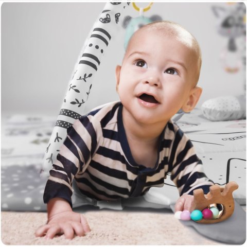 Mata interaktywna edukacyjna 110 x 100 cm Królik Ricokids Mata interaktywna edukacyjna 110 x 100 cm Królik Ricokids